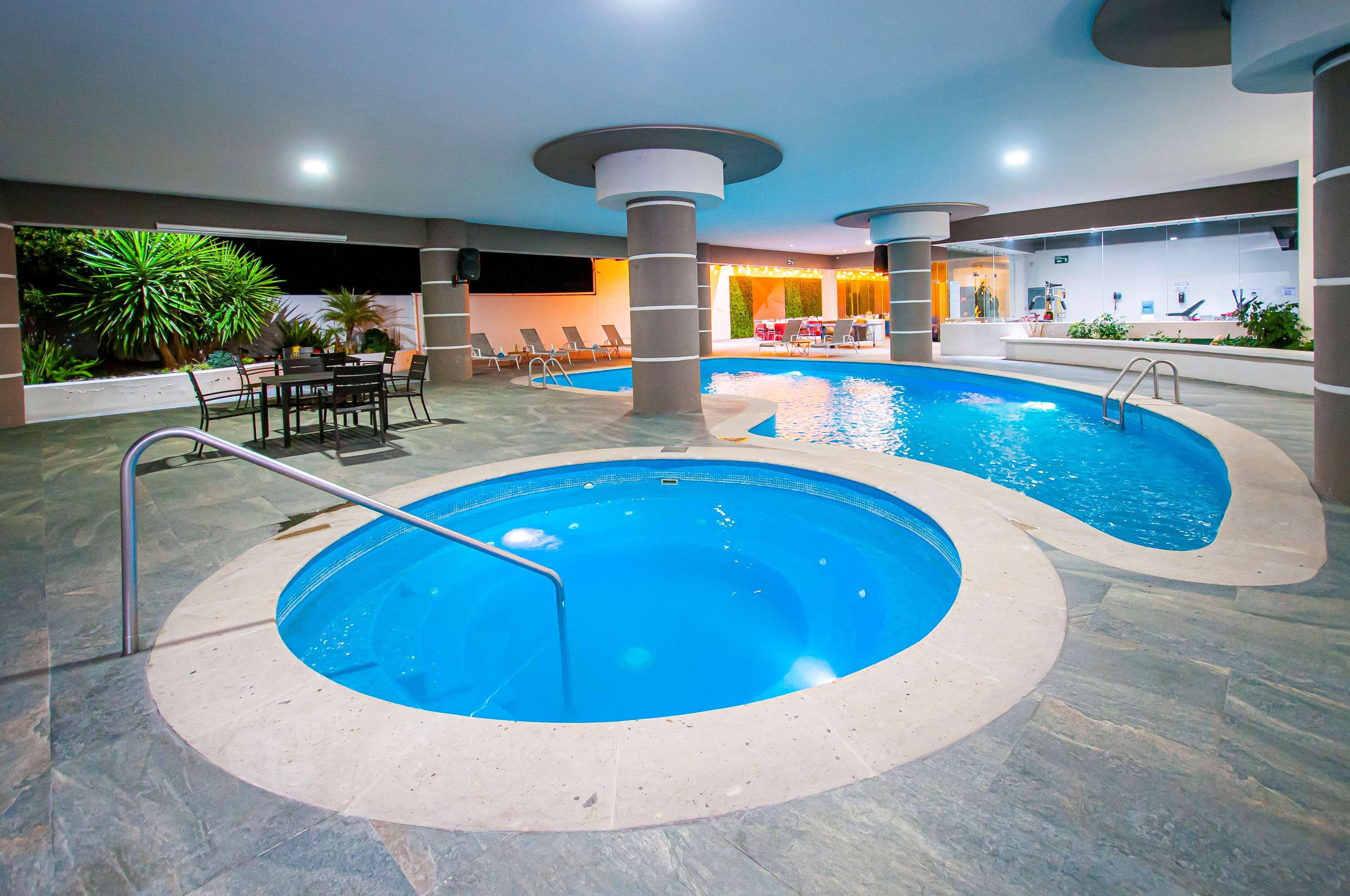 Best Western Oak Meadows Inn Saint Helens Exterior photo